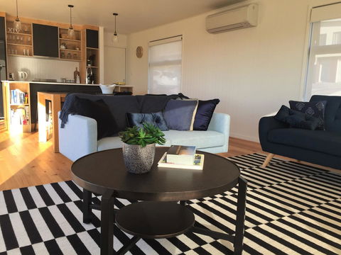Beach House XIV - Accommodation Rockhampton 7