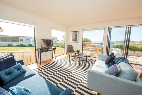 Beach House XIV - Accommodation Rockhampton 0