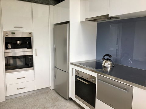 Eaglehawk Pavilions - Accommodation Rockhampton 7