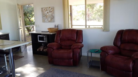 Pelican Point Sanctuary - Accommodation Rockhampton 27