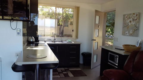 Pelican Point Sanctuary - Accommodation Rockhampton 26