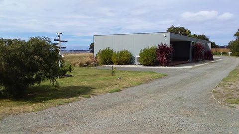 Pelican Point Sanctuary - Accommodation Rockhampton 10