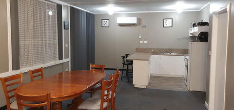 Roland B&B - Accommodation Rockhampton 11