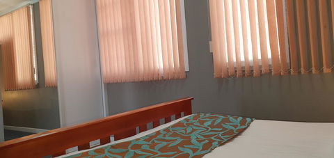 Roland B&B - Accommodation Rockhampton 4