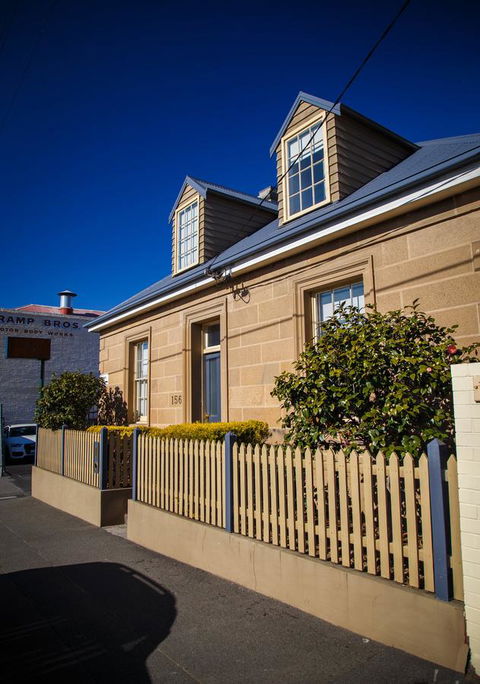 Sanctum Boutique Apartments - Accommodation Rockhampton 13