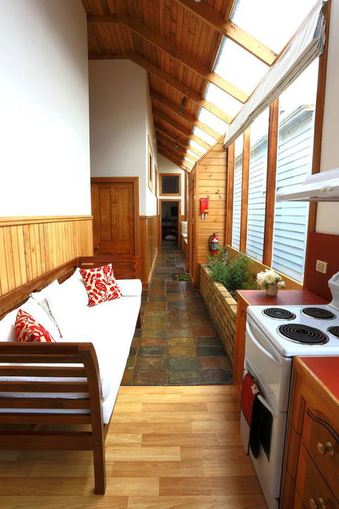 @ The Beach & Not Quite @ The Beach Holiday Cottages - Stanley - Accommodation Rockhampton 11