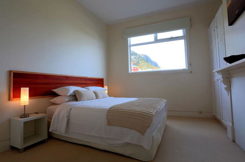 @ The Beach & Not Quite @ The Beach Holiday Cottages - Stanley - Accommodation Rockhampton 20