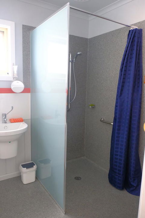 The Crays Accommodation - Accommodation Rockhampton 1