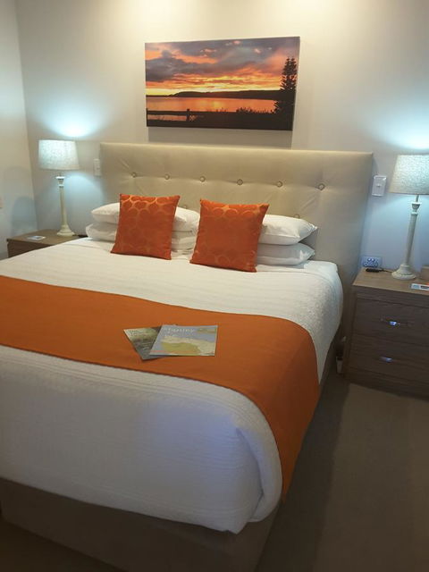 On The Terrace - Accommodation Rockhampton 4