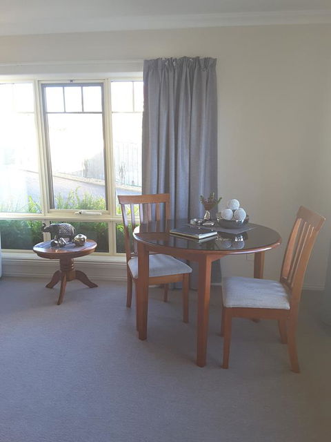 On The Terrace - Accommodation Rockhampton 29