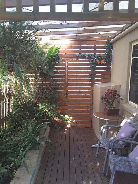 On The Terrace - Accommodation Rockhampton 9
