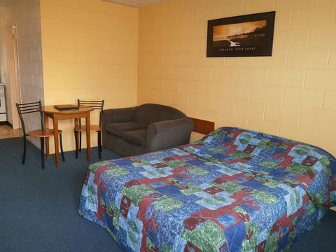 Aberdeen Court Apartments - Accommodation Rockhampton 1