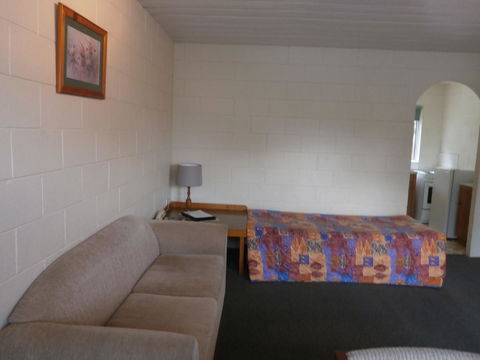 Aberdeen Court Apartments - Accommodation Rockhampton 27