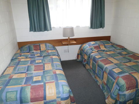 Aberdeen Court Apartments - Accommodation Rockhampton 12