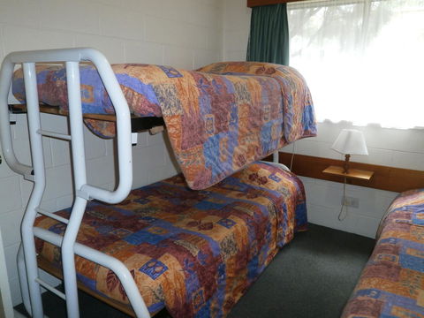 Aberdeen Court Apartments - Accommodation Rockhampton 13
