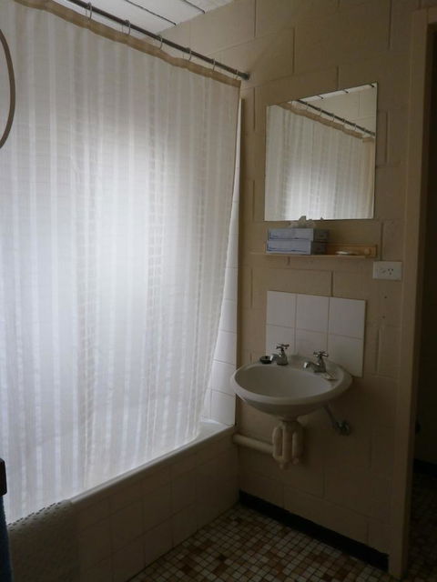 Aberdeen Court Apartments - Accommodation Rockhampton 14