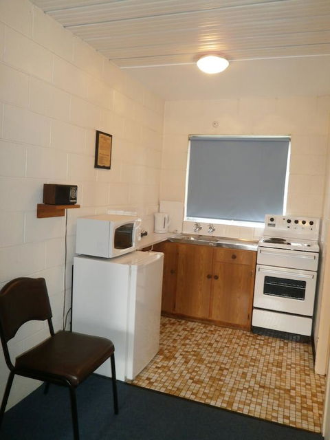 Aberdeen Court Apartments - Accommodation Rockhampton 9