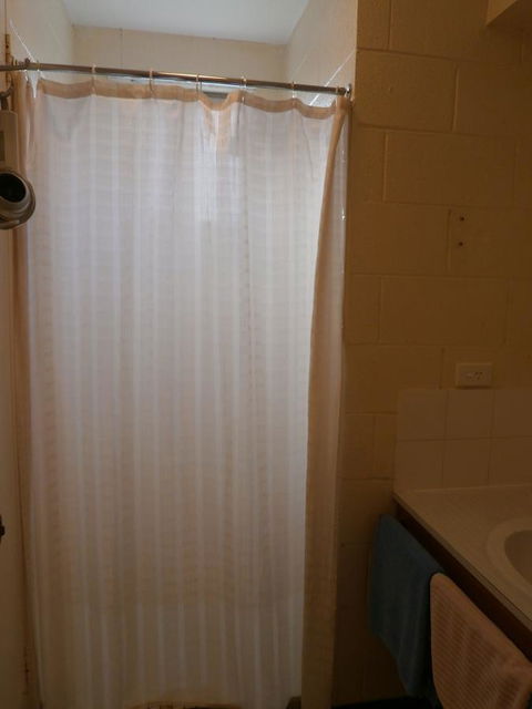 Aberdeen Court Apartments - Accommodation Rockhampton 10