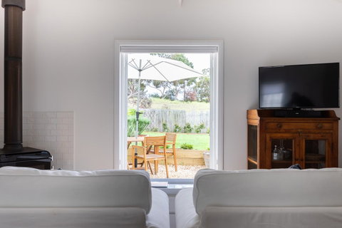 A Cottage In Richmond - Accommodation Rockhampton 0