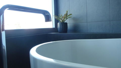 Quarry House Luxury Retreat - Accommodation Rockhampton 16