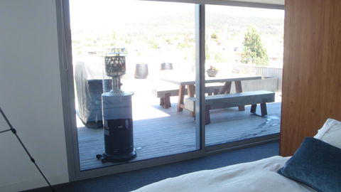 Quarry House Luxury Retreat - Accommodation Rockhampton 34