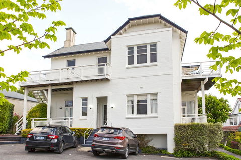 Highbury Apartments - Accommodation Rockhampton 12