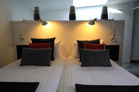 Old Bishop\'s Quarters Heritage, Modern & Unique Accommodation - Accommodation Rockhampton 4