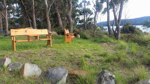 Four Seasons Waterfront Villas - Accommodation Rockhampton 8
