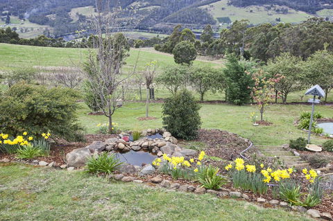 House On The Hill Bed And Breakfast - Accommodation Rockhampton 36