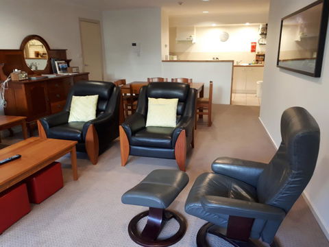 Jenatt Apartments Salamanca - Accommodation Rockhampton 9