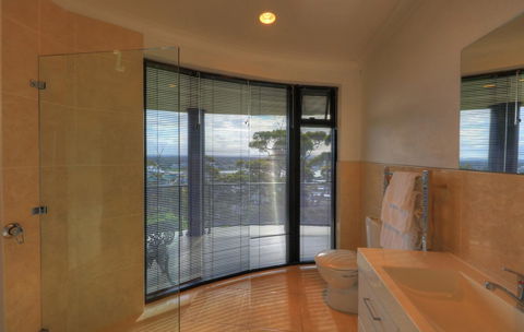 Sheer Pleasure Accommodation - Accommodation Rockhampton 2
