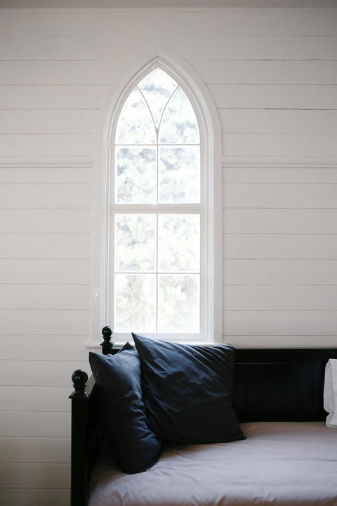 Old White Church Bed & Breakfast - Accommodation Rockhampton 26