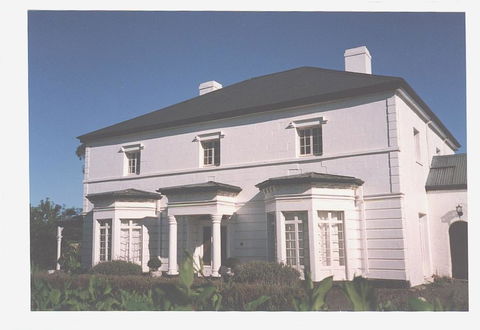 The Grove Cottages - Accommodation Rockhampton 8