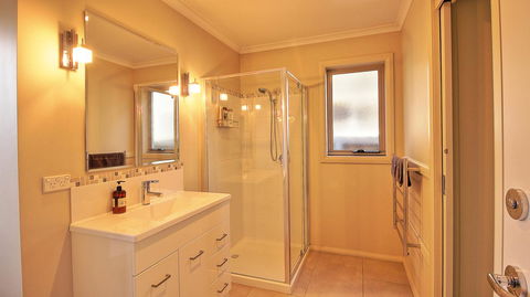 Hobart Villa - Accommodation Rockhampton 10