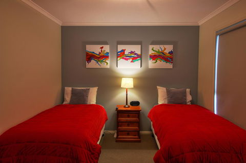 Hobart Villa - Accommodation Rockhampton 8