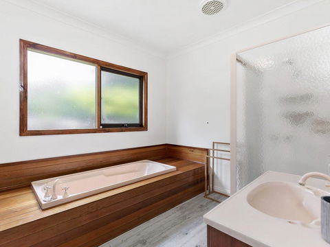 NICHE ON NOBLE - Ever Changing Vista - Accommodation Rockhampton 1