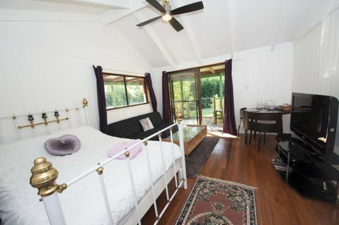 Nimbin Waterfall Retreat - Accommodation Rockhampton 2