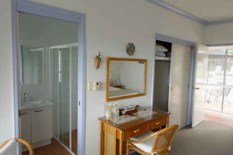 Ninderry Manor Luxury Bed And Breakfast - Accommodation Rockhampton 2