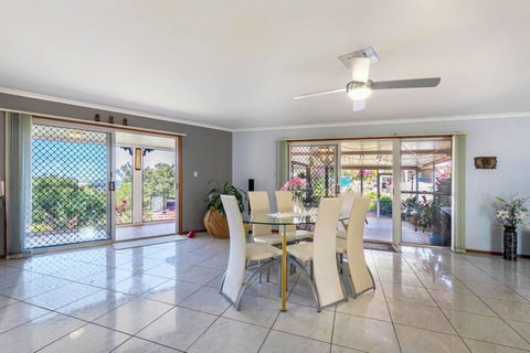 Ninderry Rise Retreat - Accommodation Rockhampton 3
