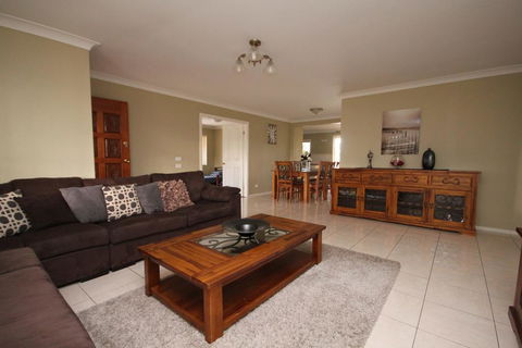 NORTH HEAVEN STATION 28 Alma St, North Haven - Accommodation Rockhampton 0