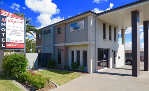 Northpoint Motel Apartments - Accommodation Rockhampton 2
