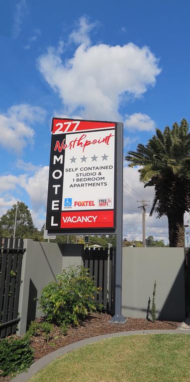 Northpoint Motel Apartments - Accommodation Rockhampton 3
