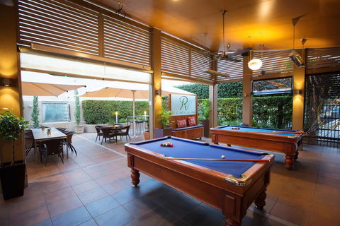 O'Shea's Royal Hotel - Accommodation Rockhampton 0