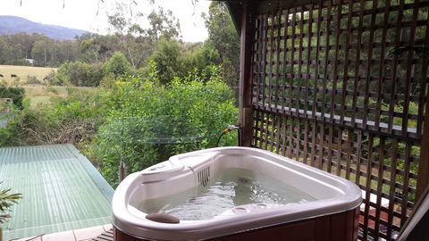 Oaktree Guest House - Accommodation Rockhampton 3