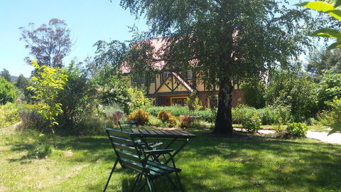 Oaktree Guest House - Accommodation Rockhampton 1