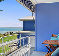 Ocean Blue Apartment Four - apartment on 2nd level - Accommodation Rockhampton