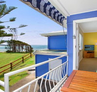 Ocean Blue Apartment Three - apartment on 2nd level - Accommodation Rockhampton