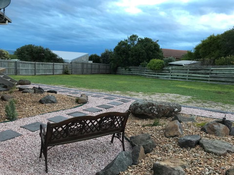 OCEAN BREEZE - Accommodation Rockhampton 0