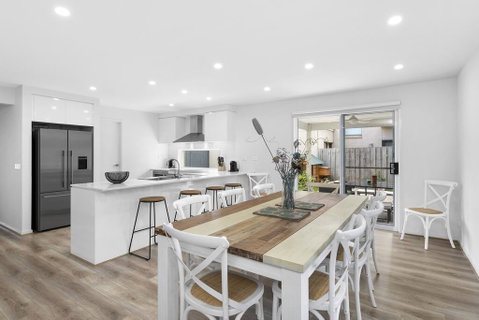 OCEAN BREEZE Family Home - Accommodation Rockhampton 1