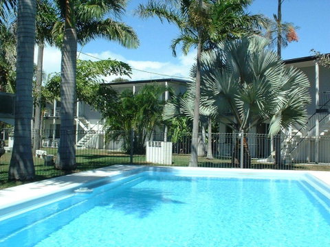Ocean Breeze Units - Accommodation Rockhampton 1